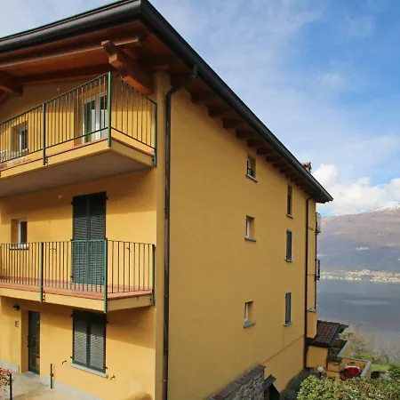Locazione Turistica The Balcony アパート